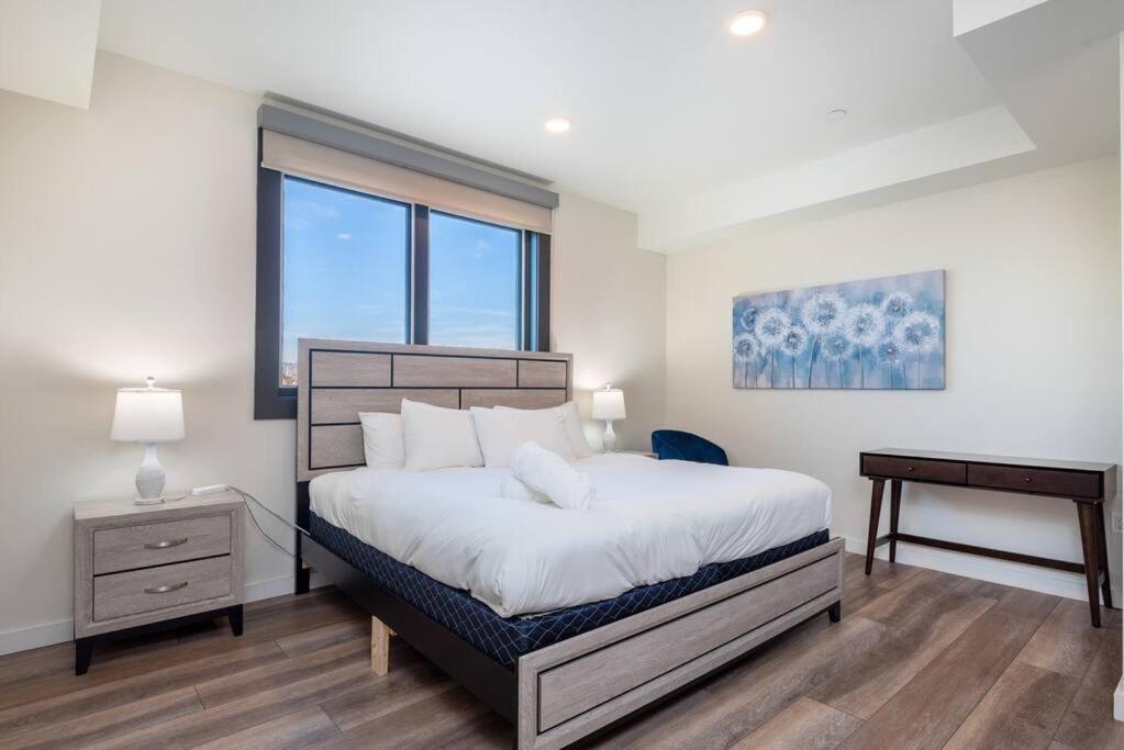 Luxurious Penthouse In Beverly Hills - Sleeps 10 로스앤젤레스 외부 사진
