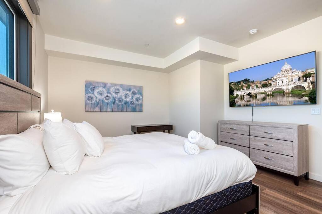 Luxurious Penthouse In Beverly Hills - Sleeps 10 로스앤젤레스 외부 사진