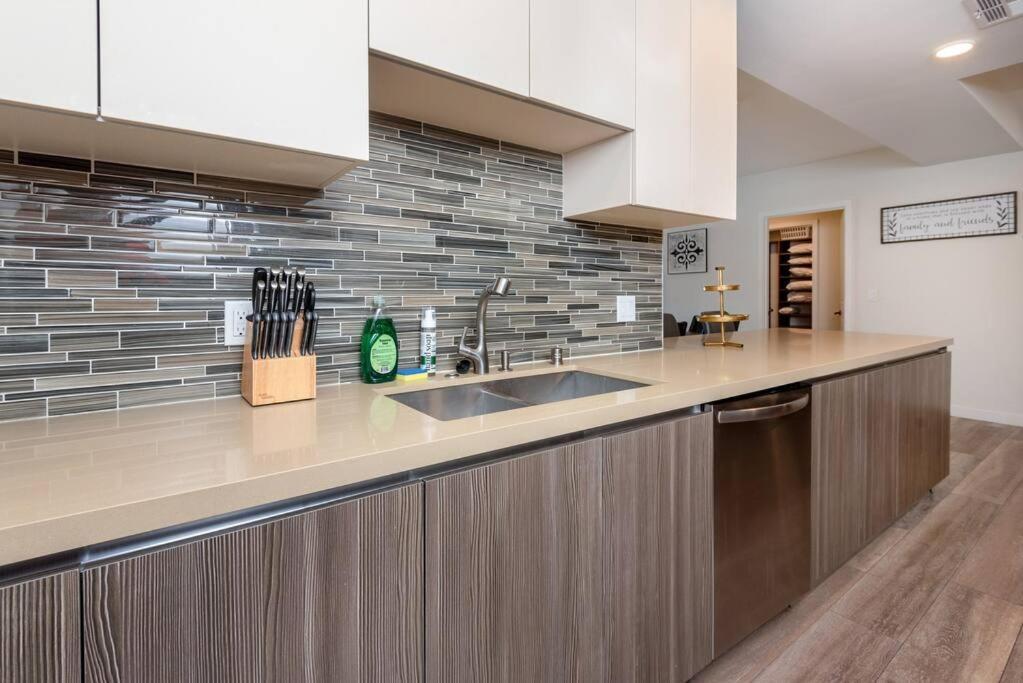 Luxurious Penthouse In Beverly Hills - Sleeps 10 로스앤젤레스 외부 사진