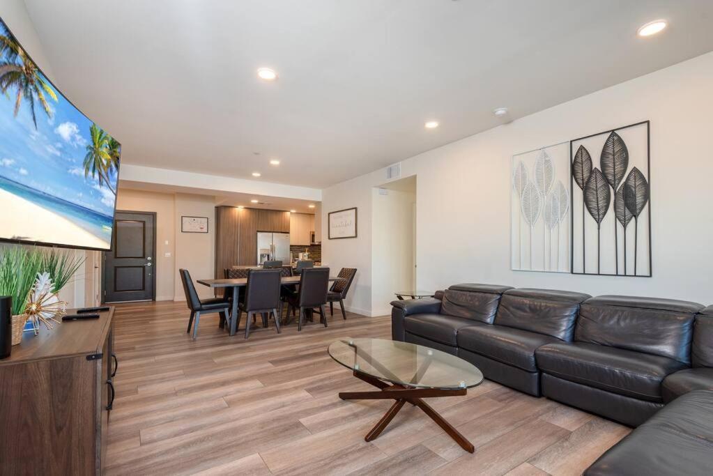 Luxurious Penthouse In Beverly Hills - Sleeps 10 로스앤젤레스 외부 사진