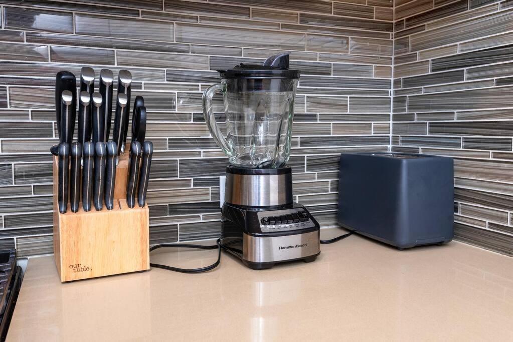Luxurious Penthouse In Beverly Hills - Sleeps 10 로스앤젤레스 외부 사진
